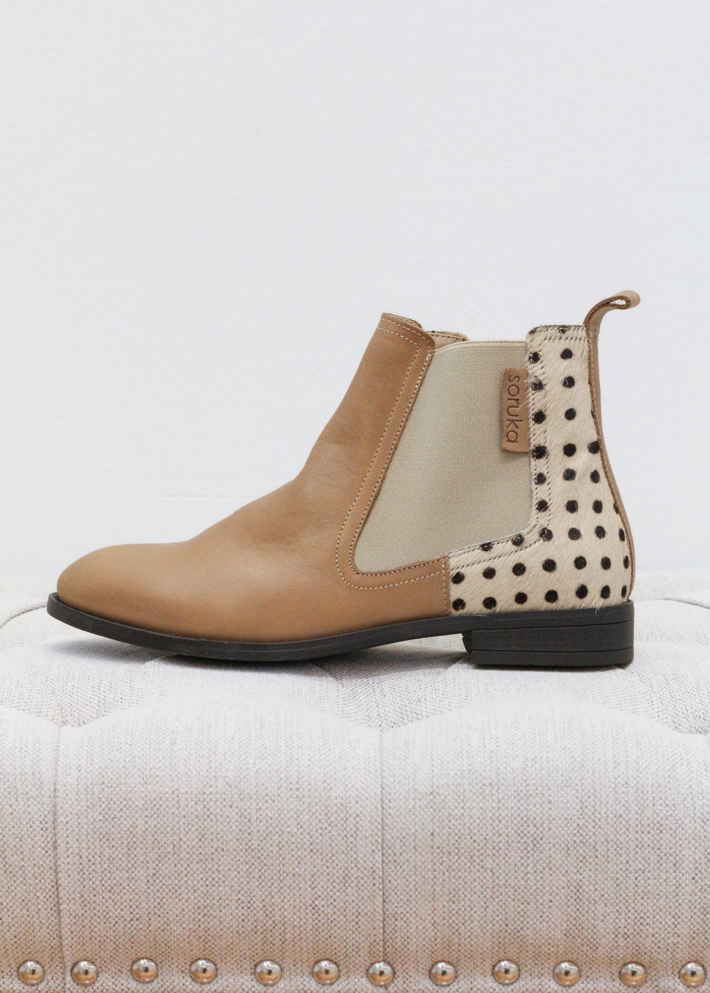 KADOU BOUTIQUE Soruka Vesta Ankle Boots — detail close-up