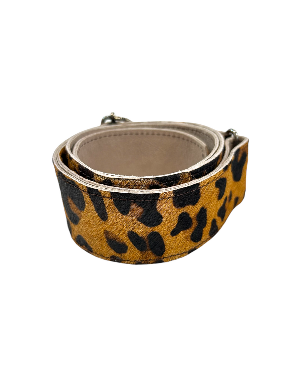 KADOU BOUTIQUE Soruka Bag Straps — lifestyle context