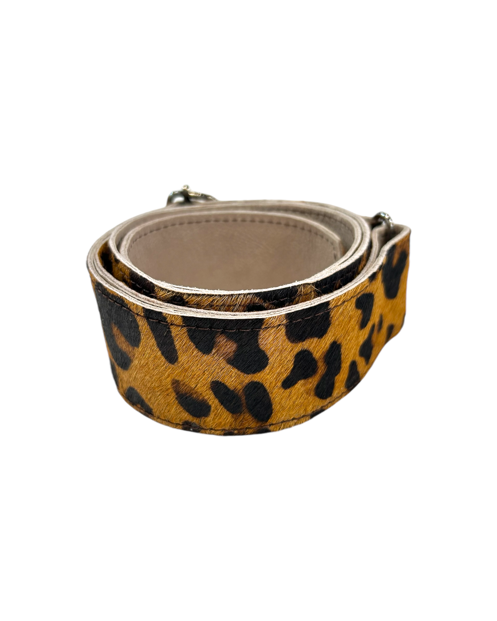 KADOU BOUTIQUE Soruka Bag Straps — lifestyle context