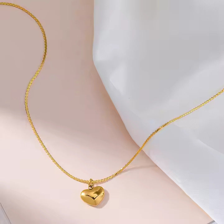 SORI STYLE Mother of Pearl Heart Pendant Necklace — back view