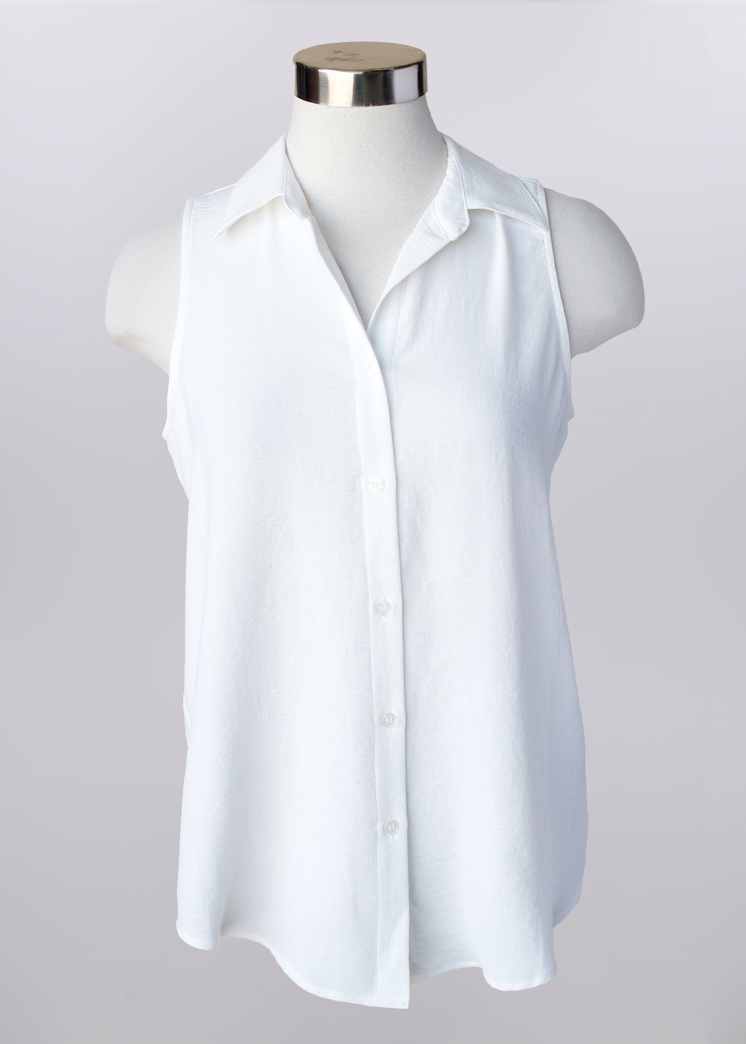 KADOU BOUTIQUE Collared Sleeveless Shirt — detail close-up