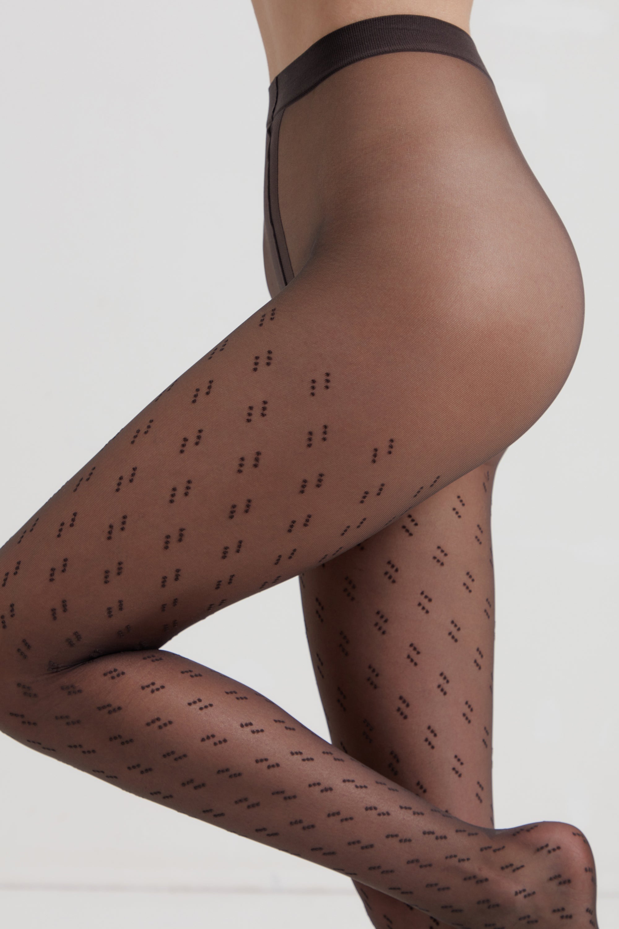 TheRanok.com Fantasy Tights Conte Street - Triple Dot Pattern — color detail