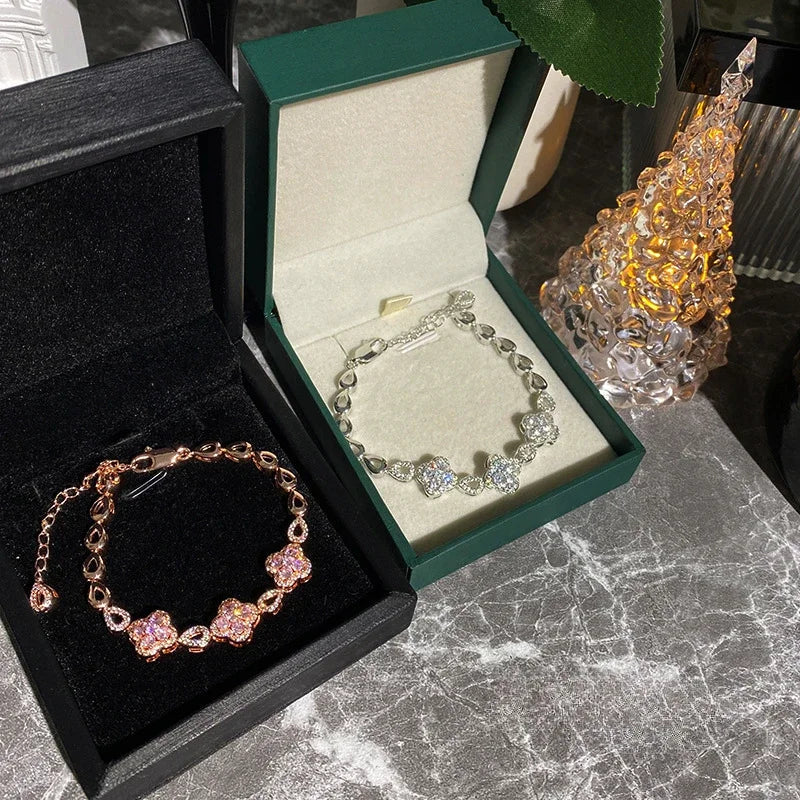MyClosetAid Four petal flower bracelet — detail close-up