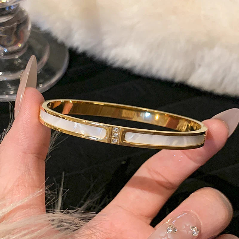Envy NYC Envy NYC Designer 18K Titanium Steel Bracelet — detail shot 8