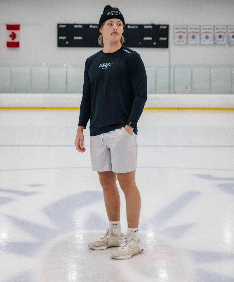 Cloche Hockey Vantage Performance Long-Sleeve Shirt — detail shot 8