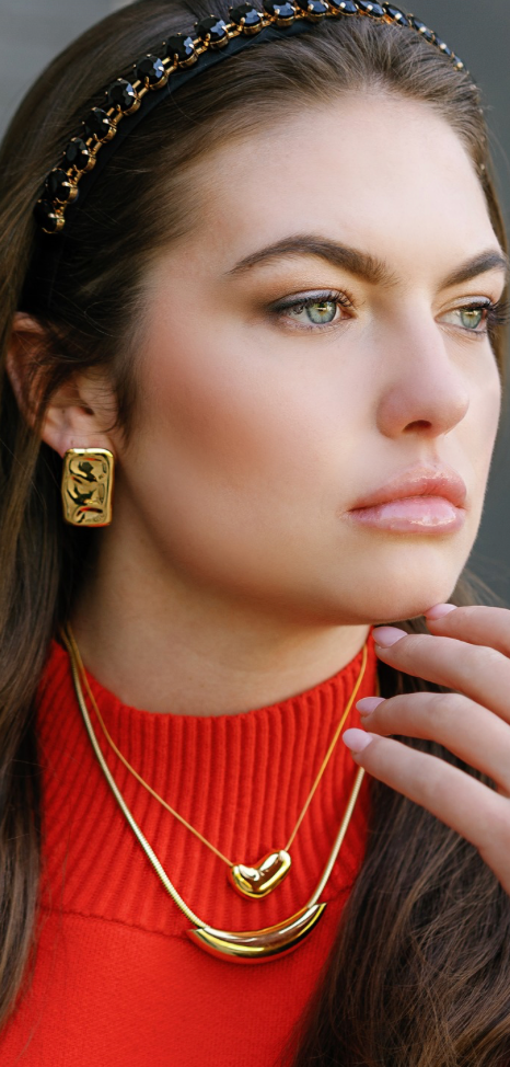 Eloise Studs