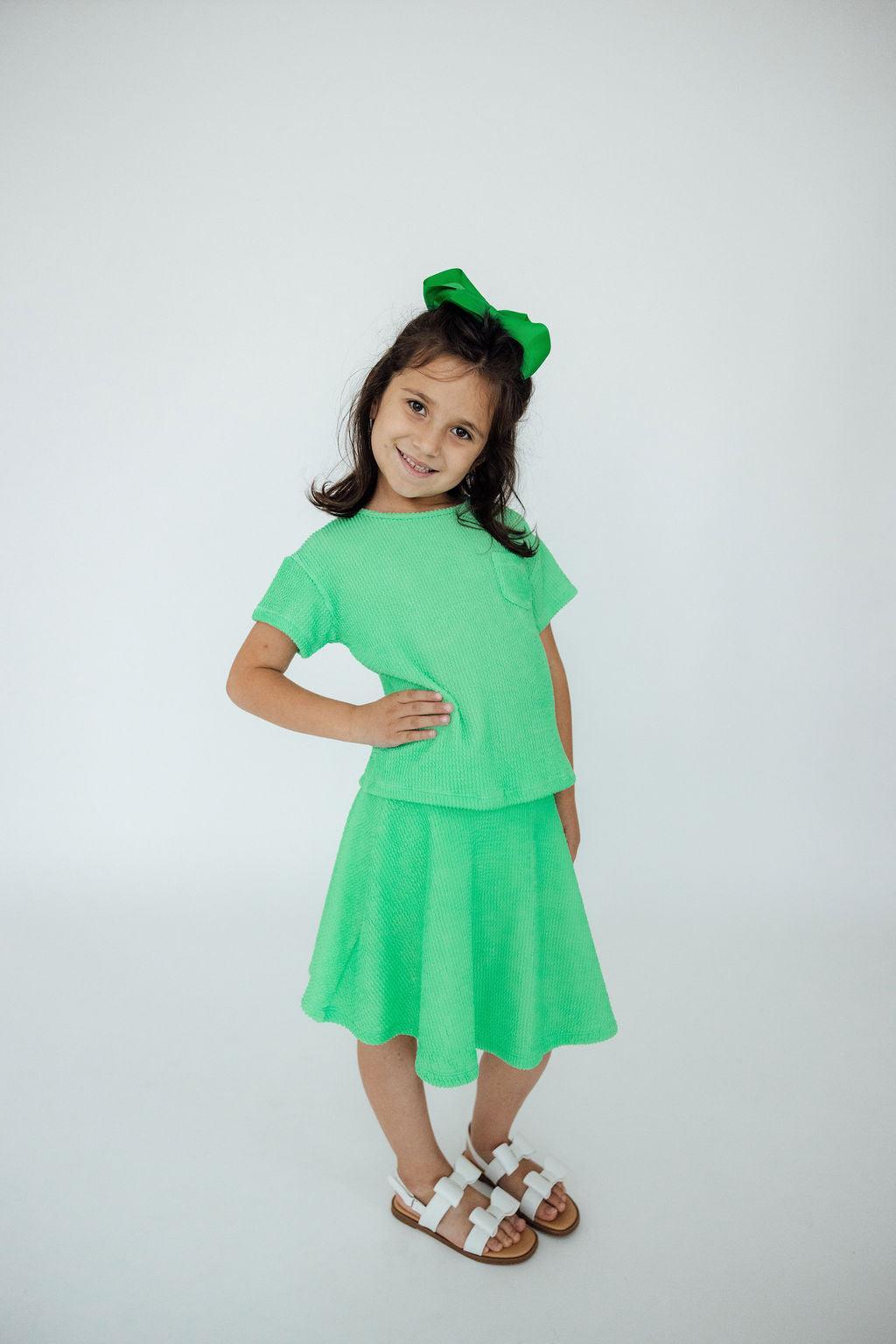 Mila & Rose ® Seafoam Green Scrunchy Pocket Tee — side view