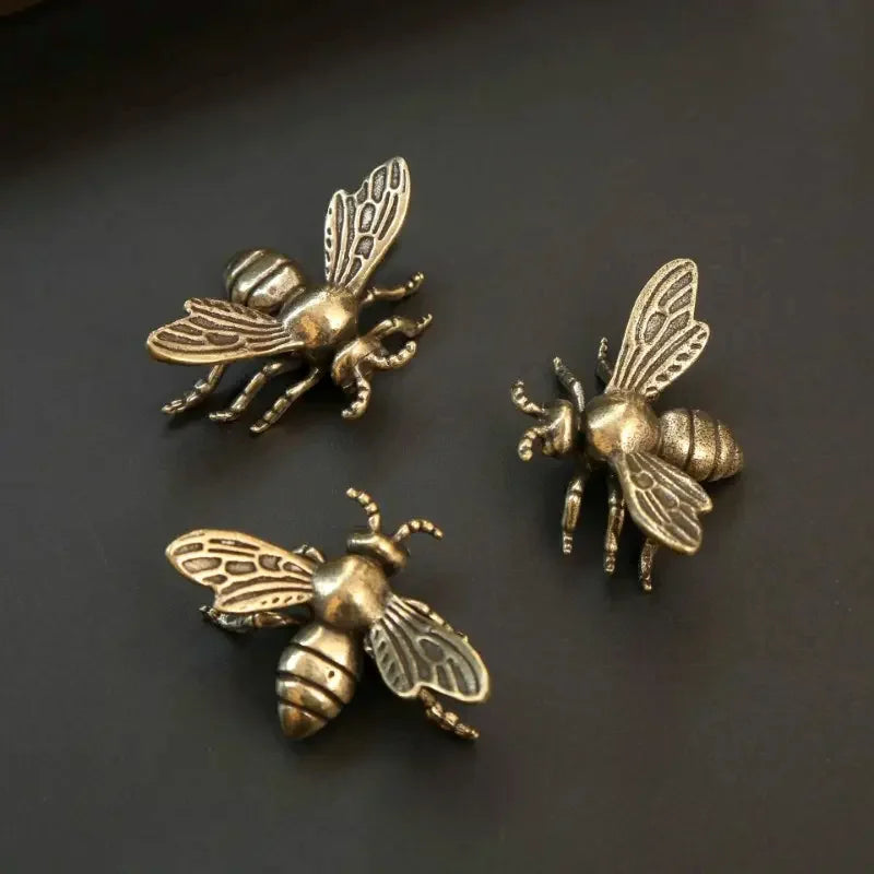 Perfecsy Vintage Brass 1pc/3pcs Mini Bee Collectible Figurines - Handmade Antique Desk Decorations - Ideal Gift for Home Offi
