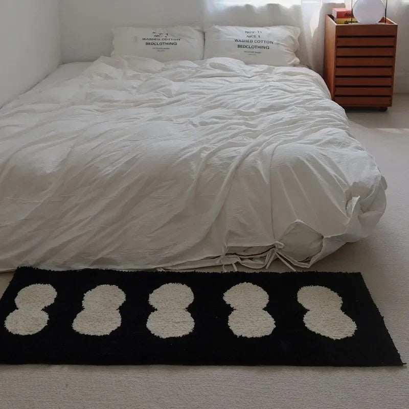 Perfecsy VIKAMA Minimalist Black And White Bedside Rug For Bedrooms And Living Rooms Soft And Comfortable Plush Home Decor Ru