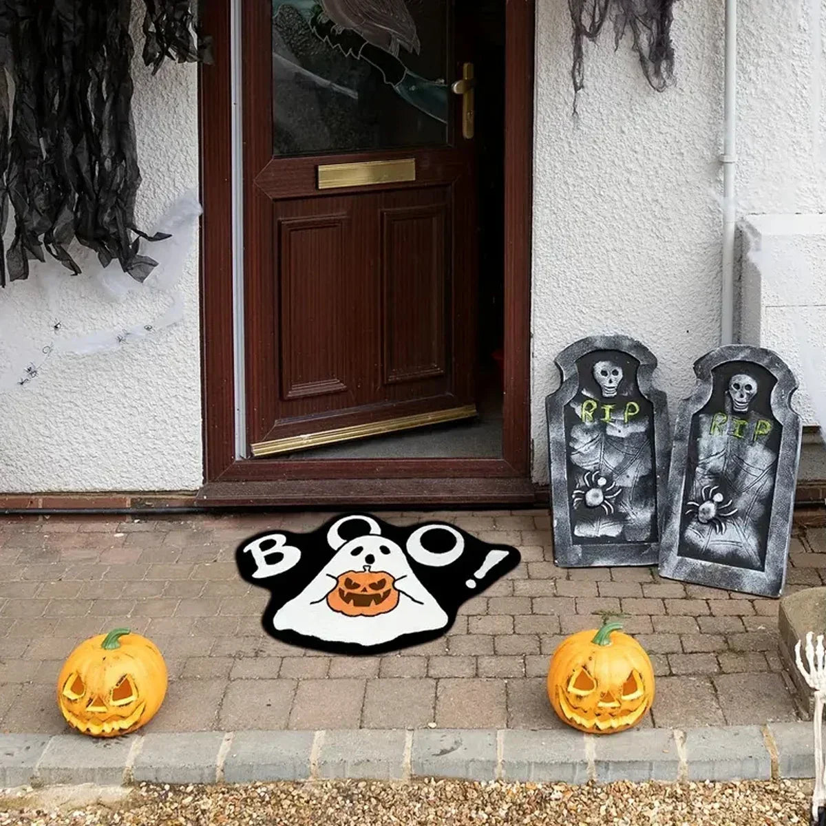 Perfecsy VIKAMA Ghost Halloween Carpet Soft Non-Slip Washable Entrance Door Mat Gothic Home Halloween Decor Bathroom Rug Home