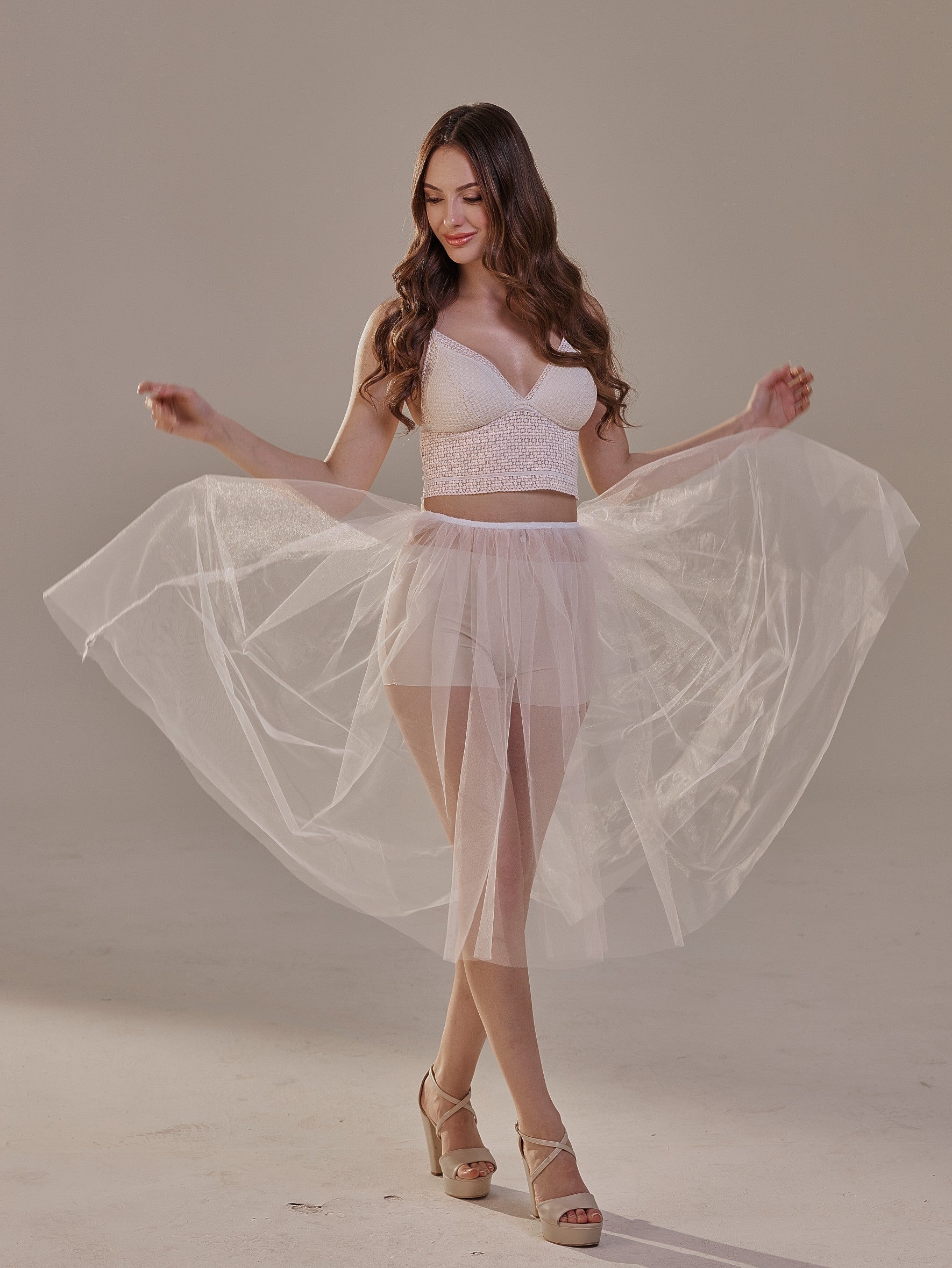 Short Soft White Tulle Skirt for Women , Flowy Mini Tulle Skirt, Bridal Party Skirt, Bachelorette Skirt – Bridal Port, view 3
