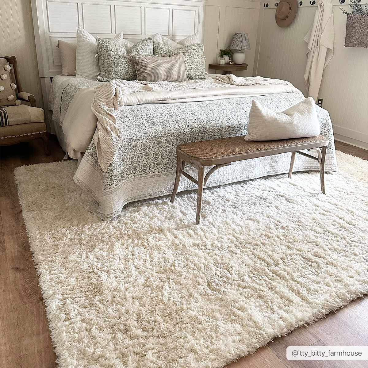 Siari Solid Cream Plush Rug – Boutique Rugs, view 3