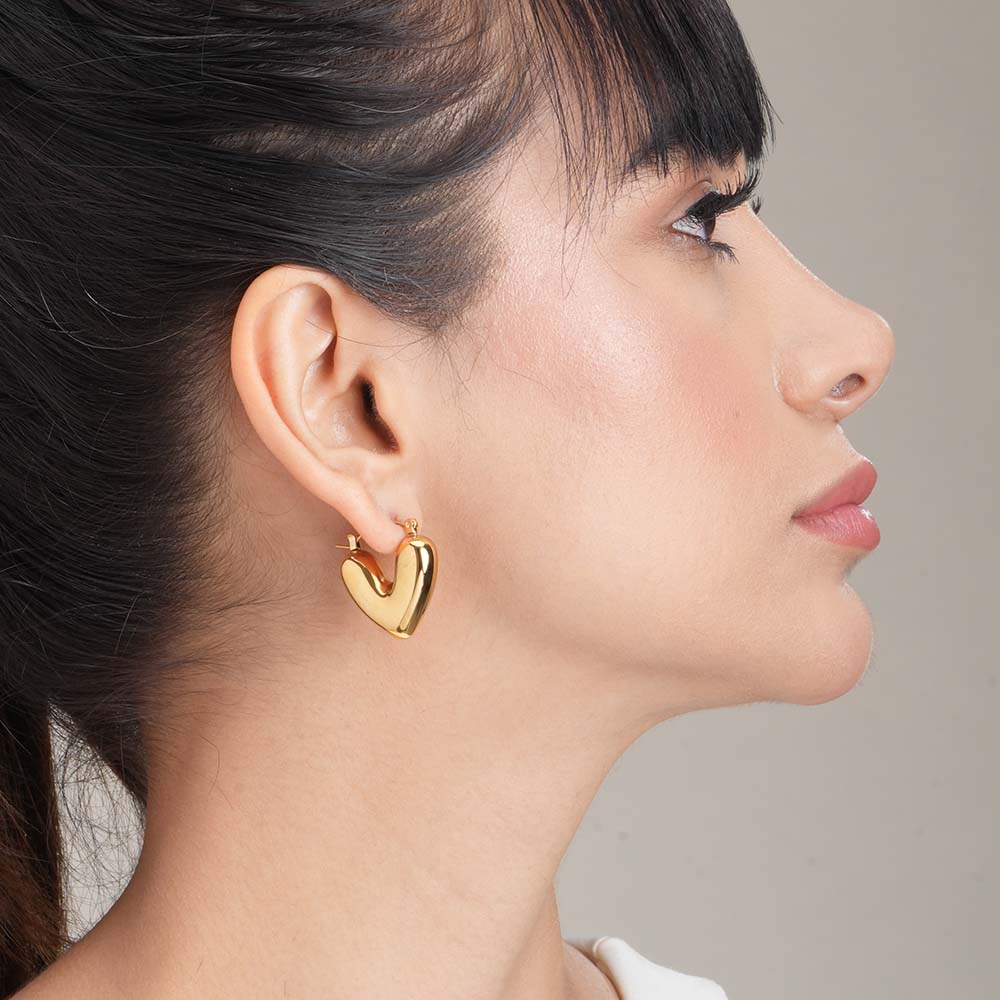 SORI STYLE Golden Puff Heart Hoop Earrings — detail close-up