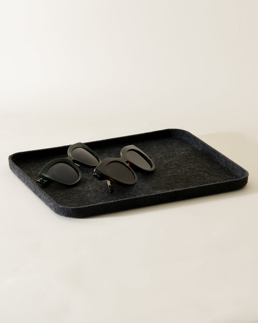 The Wide Tray | Sculpted Wide Lid – SortJoy
