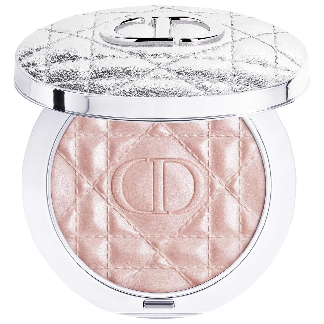 Dior Forever Glow Luminizer Highlighter Powder - Hydrating, Long-Lasting Glow for Radiant Complexion