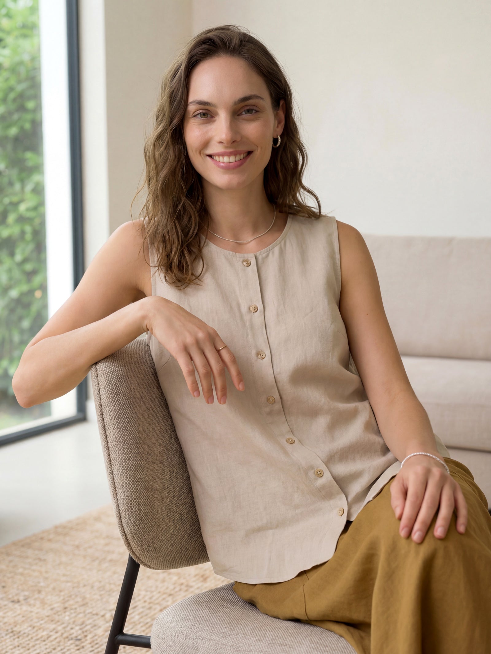 LINTICO 100% Linen Buttons Down Tank Top ERIN — color detail