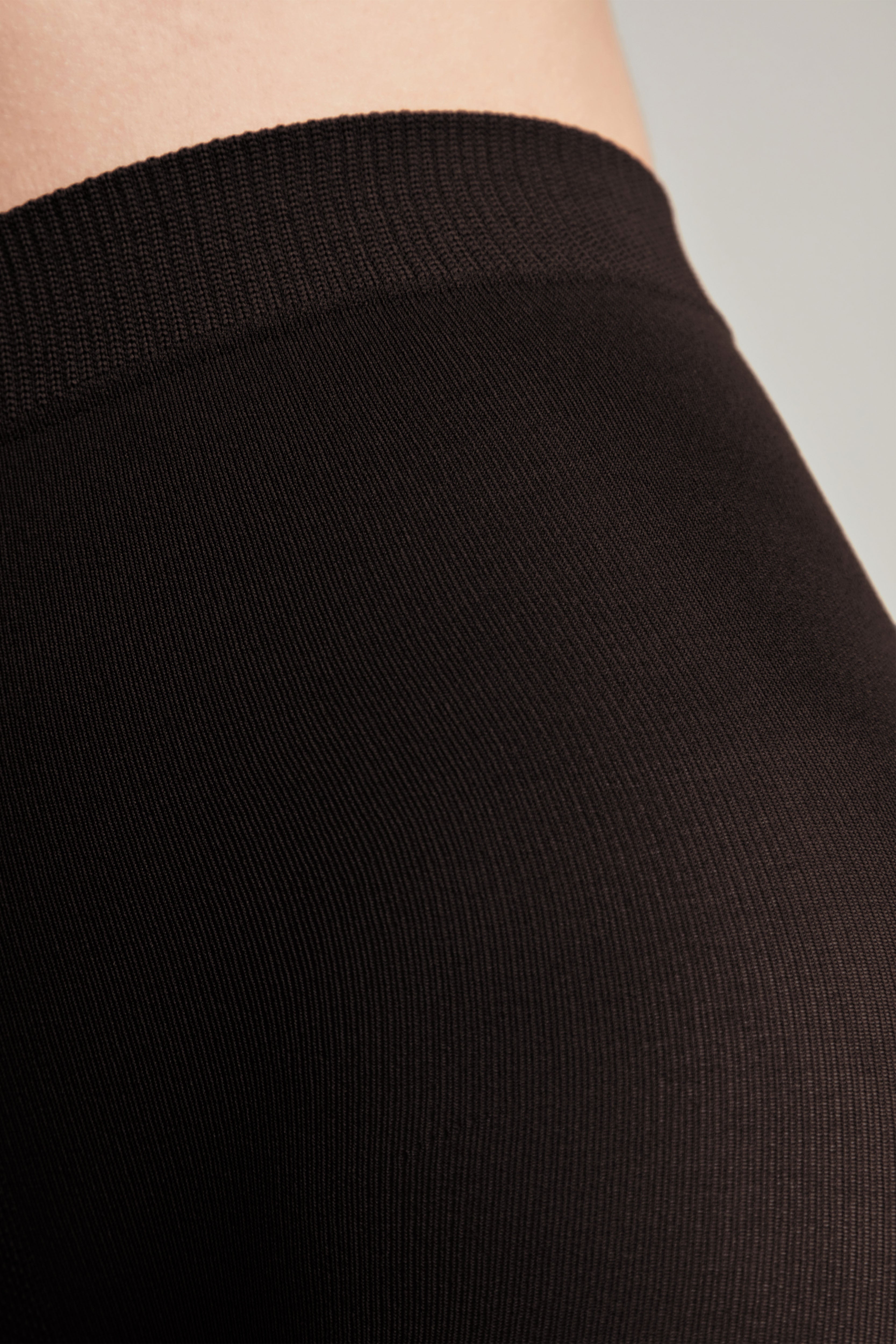 TheRanok.com Tights Conte Triumf 150 Den - Warm Opaque Microfiber — side view