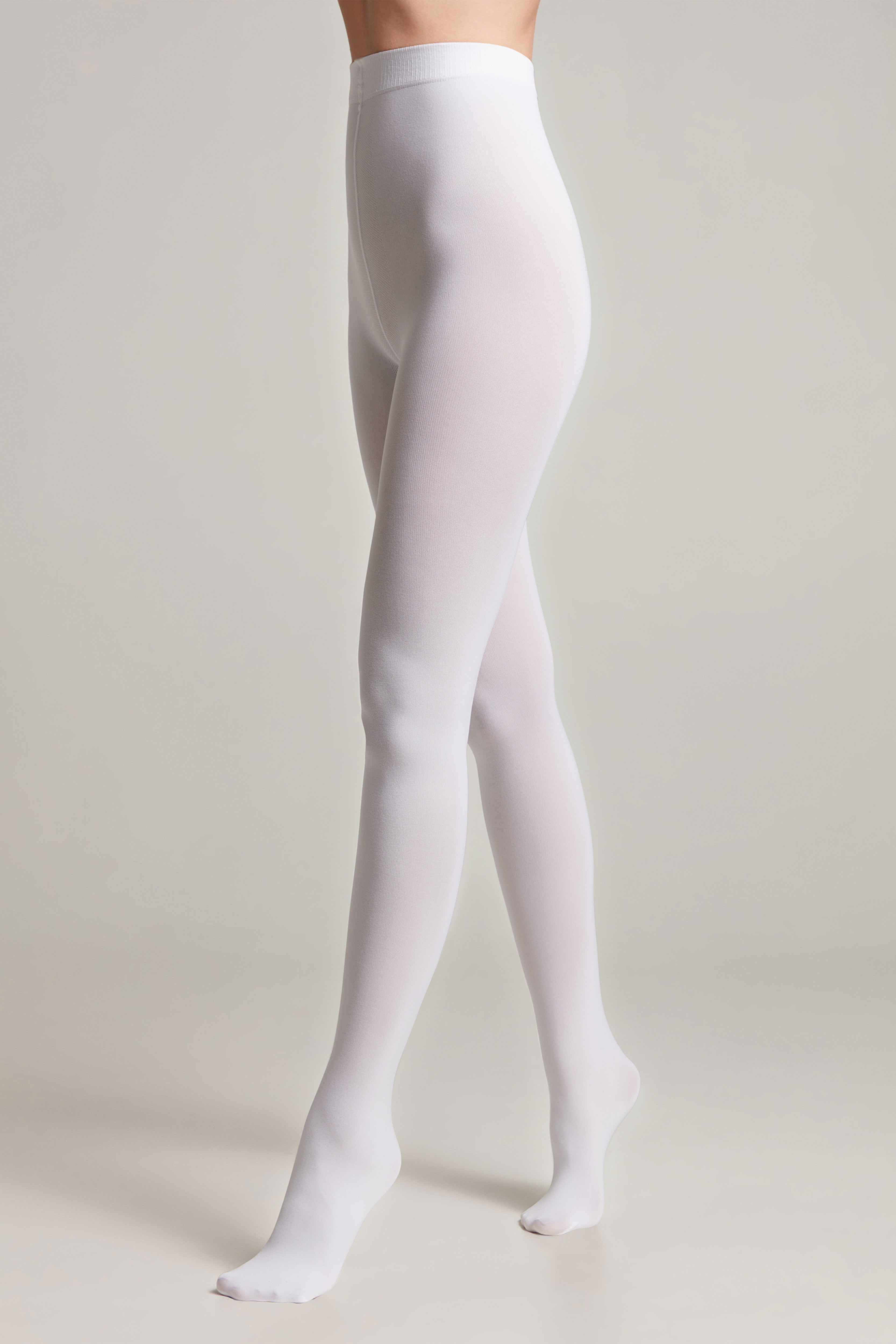 TheRanok.com Tights Conte Triumf 220 Den - Warm Opaque Microfiber — in-use photo