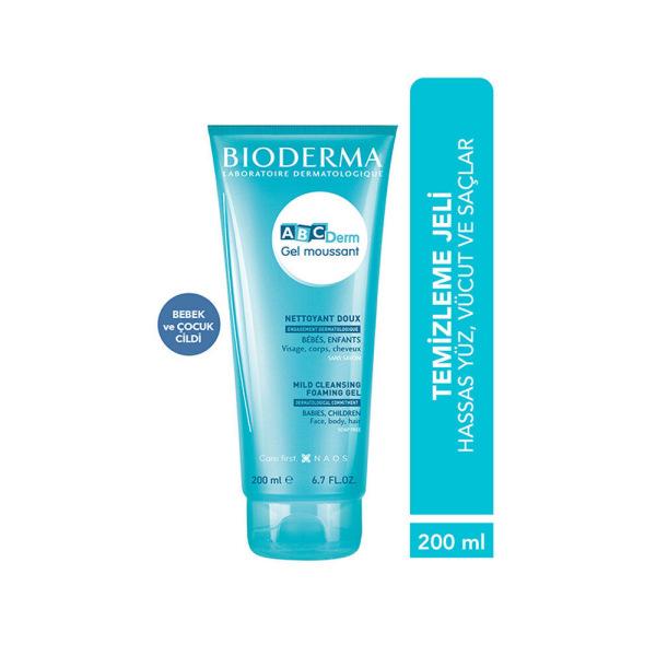 ABCDerm Baby Foaming Cleanser - Gentle, Hypoallergenic Skincare for Sensitive Skin, Paraben-Free, Dermatologically Tested - 6.76 fl oz