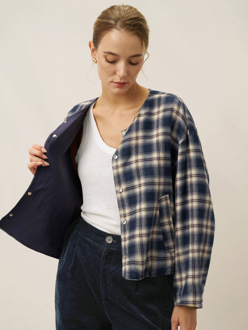 LINTICO Tencel Linen Reversible Crew Neck Casual Jacket CHLOE — construction detail