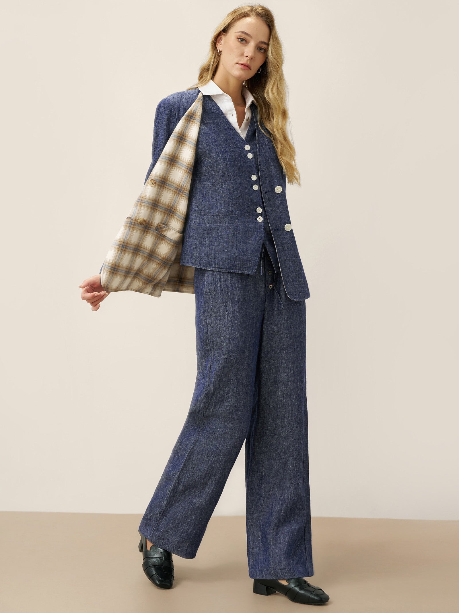LINTICO Tencel Linen Reversible Denim Texture V Neck Jacket ELLIE — detail shot 6