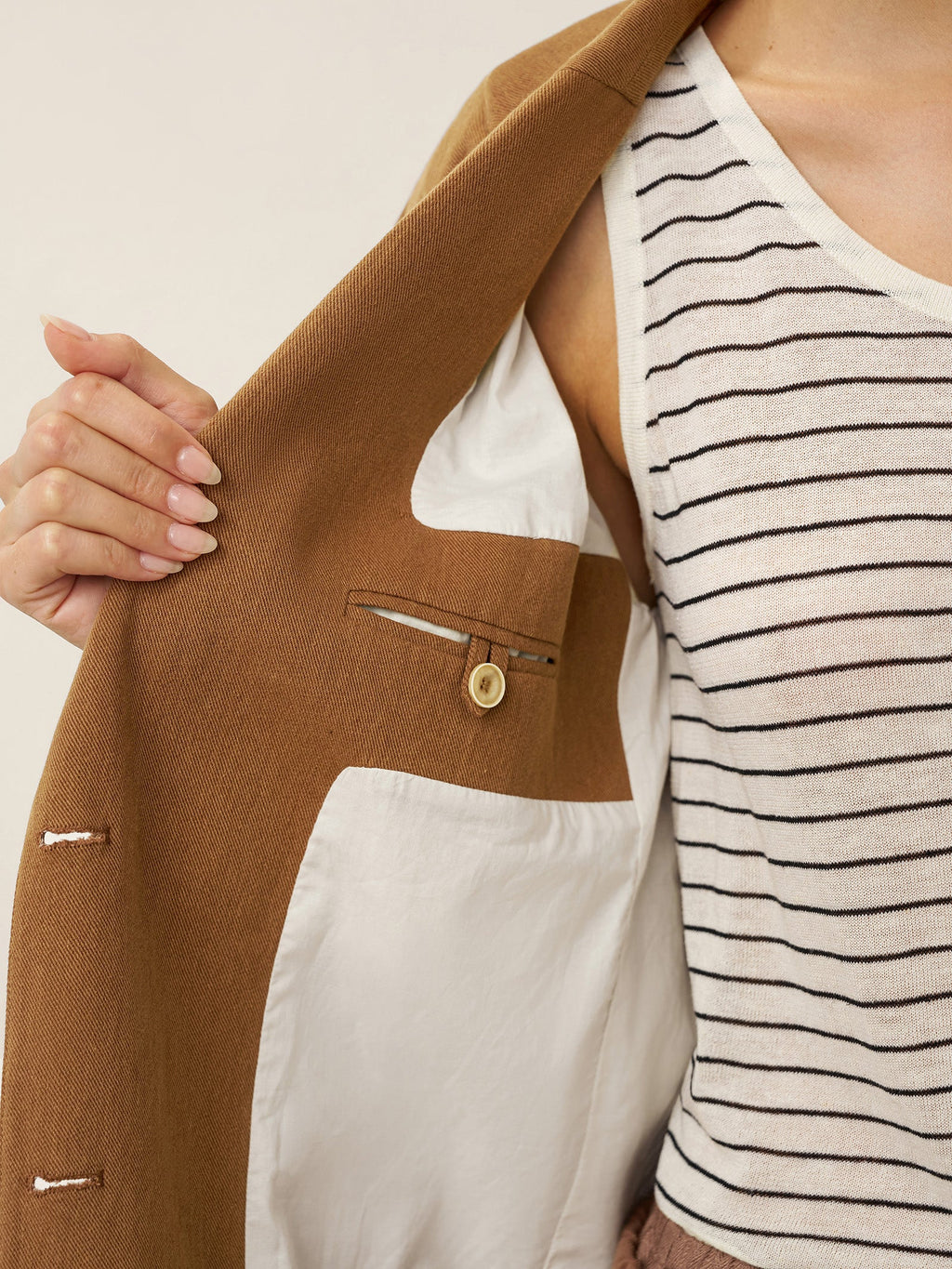 LINTICO LINTICO Lyocell Linen Tailored Blazer CASSIDY — detail shot 8