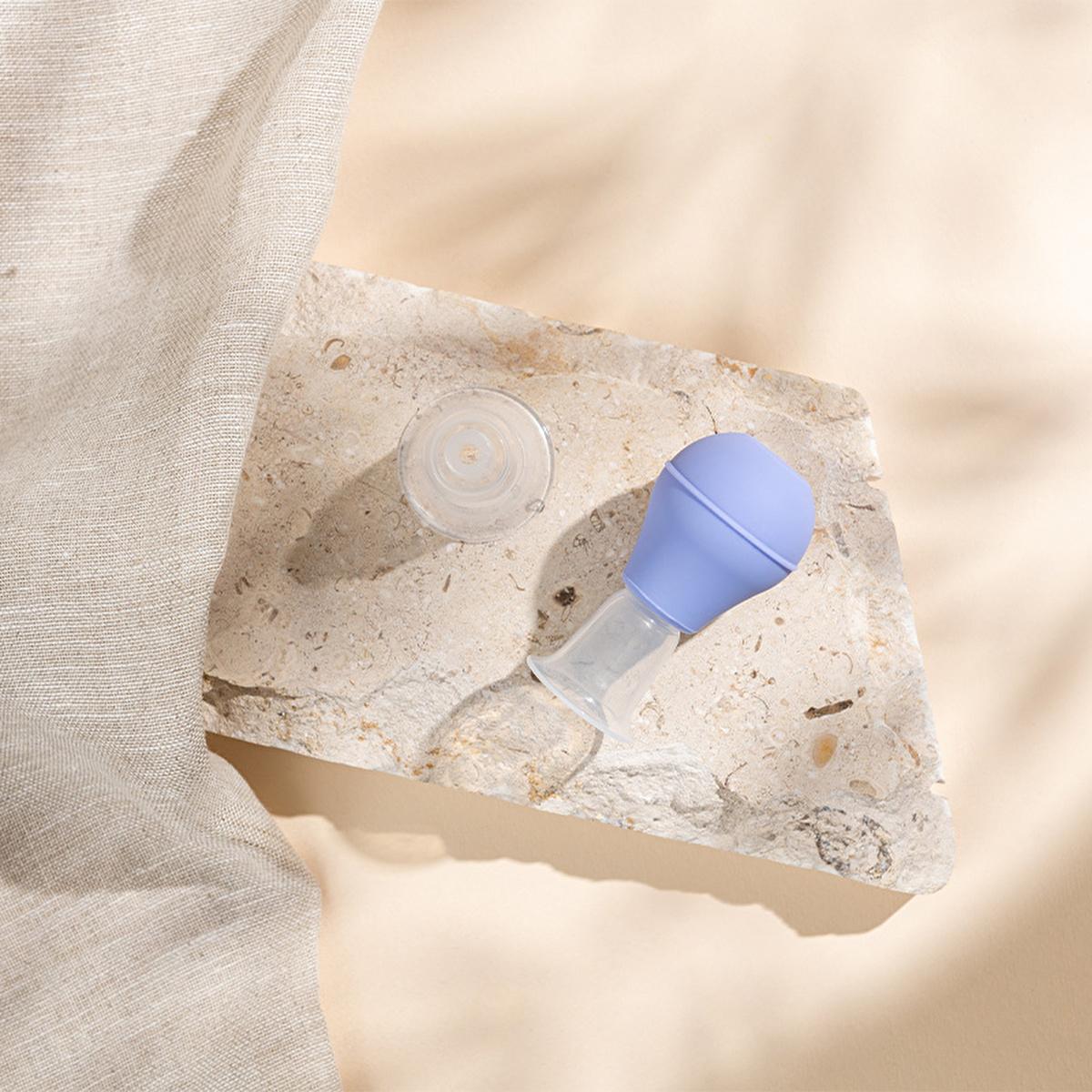 Lansinoh Latch Assist Breastfeeding Aid - BPA-Free Nipple Eversion Device for Flat/Inverted Nipples, Easy Single-Handed Operation