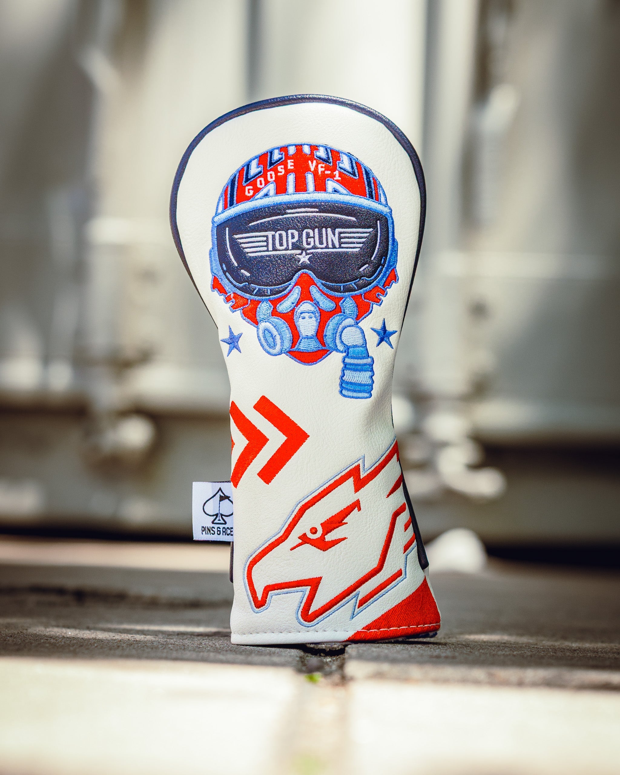 Pins and Aces Top Gun - Goose Hybrid Headcover — feature highlight