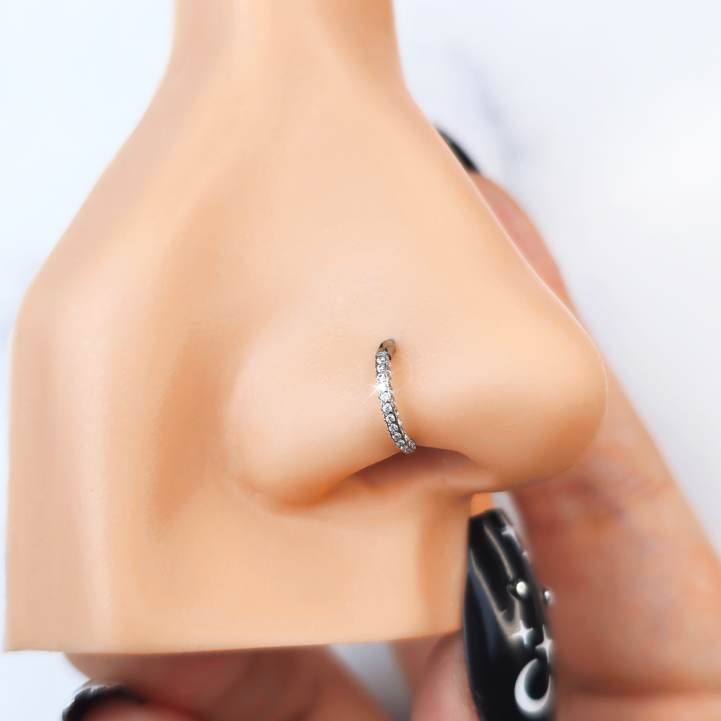 BodyCandy 20G Implant Grade Titanium Triple Sided Micro Gem Hinged Nose Hoop — size reference