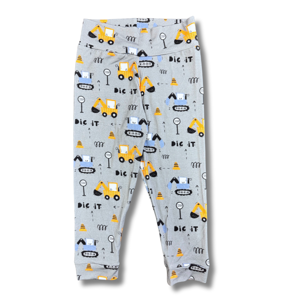 bumblitostore Bamboo Leggings in Dig It — lifestyle context