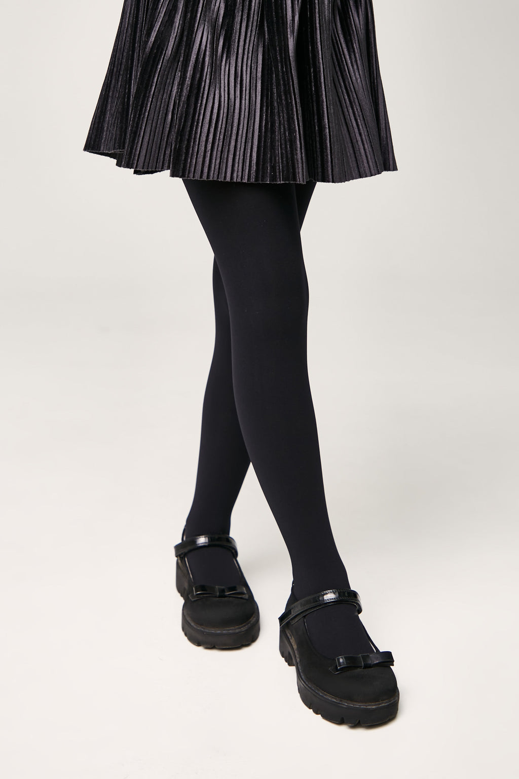 TheRanok.com Conte Tights for girls - Velour 60 Den — flat-lay composition