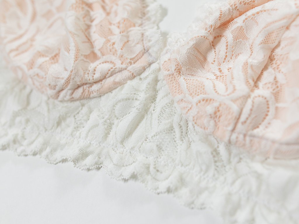 Everviolet Vela Wireless Bra, White / Blush — back view