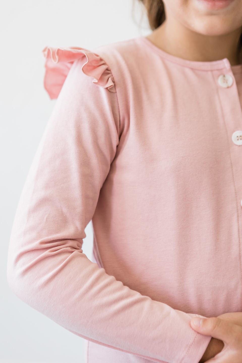Sweaters & Knits