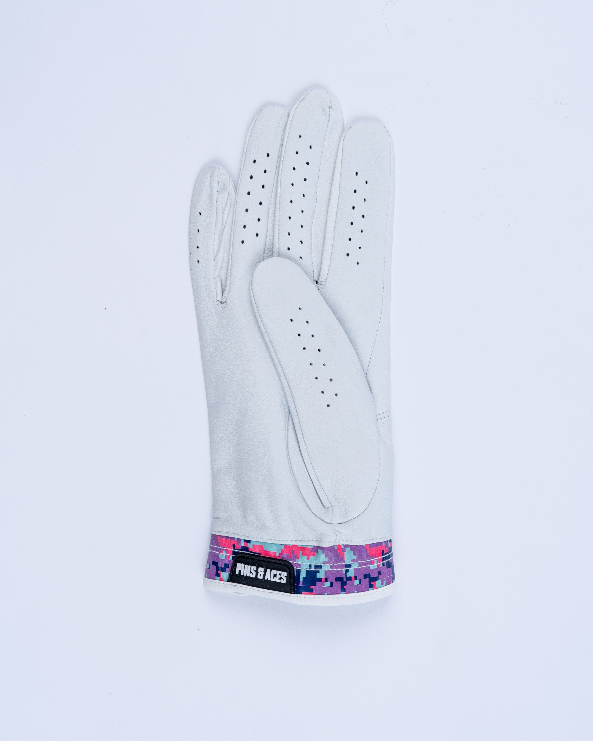 Premium Tour Glove - Vivid Camo – Pins and Aces, view 4
