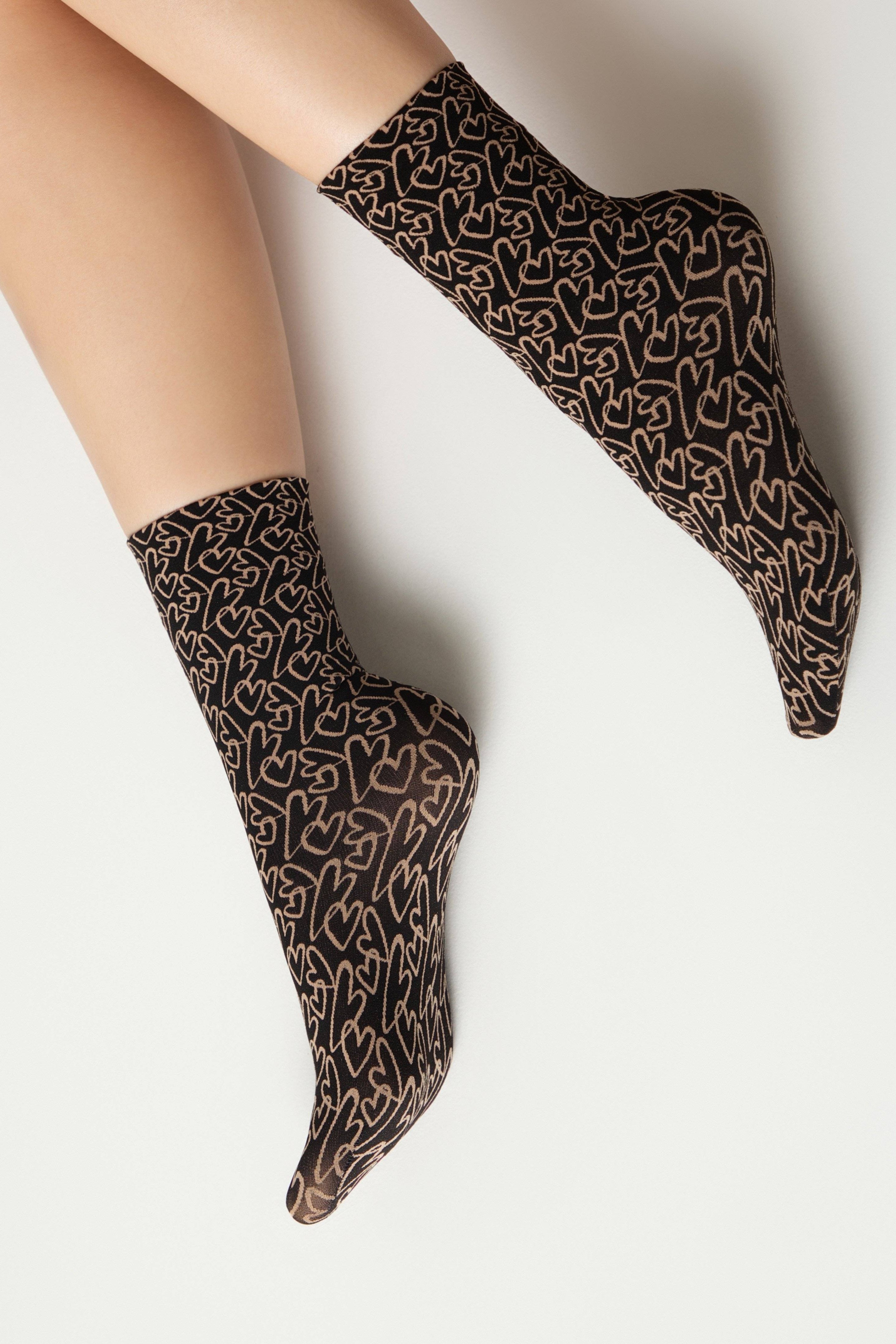 TheRanok.com Dense Socks Conte Fantasy - "Love" Designs — lifestyle context