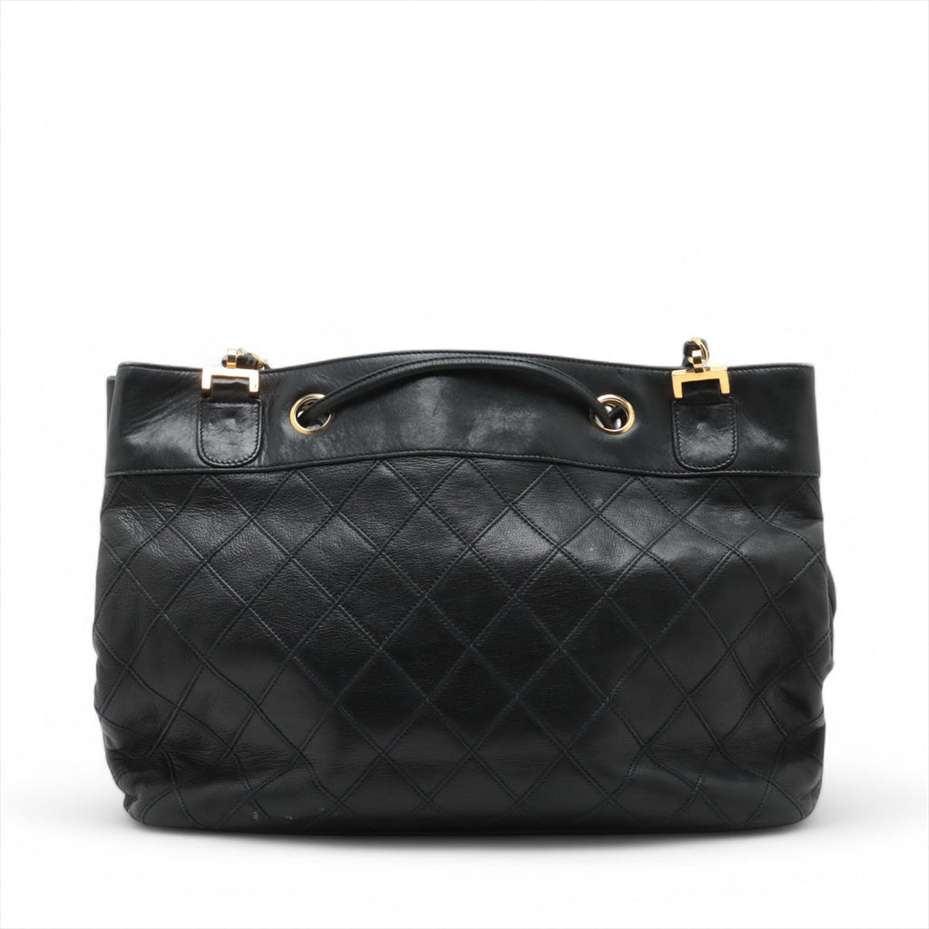 Bolt Boutique Chanel Lambskin Black Quilted Shoulder Bag 0 Series #3752 — detail close-up