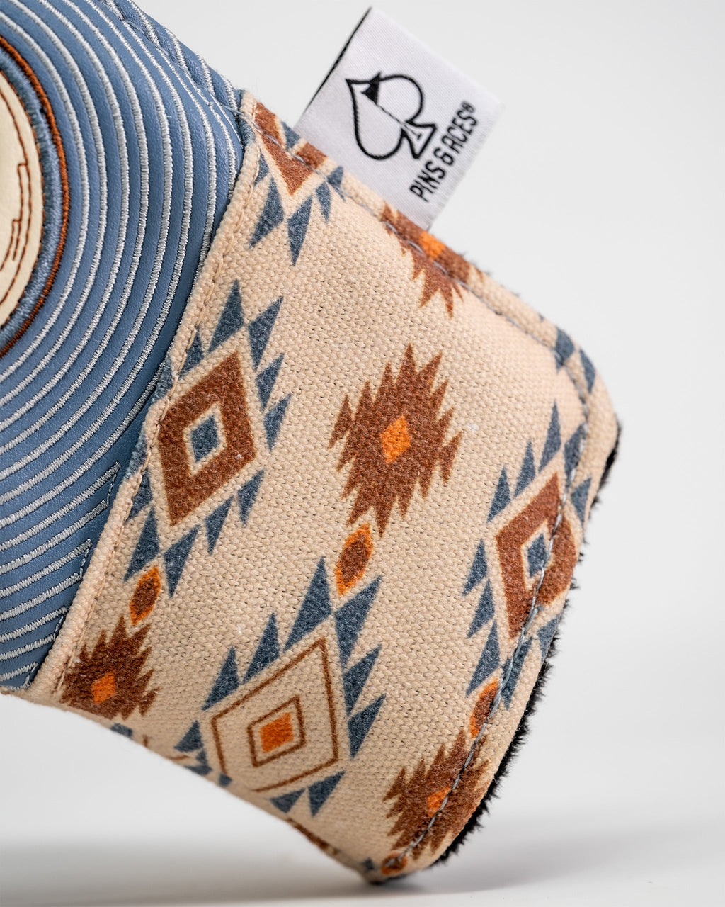 Pins and Aces Western Aesthetic - Blade Putter Cover — feature highlight