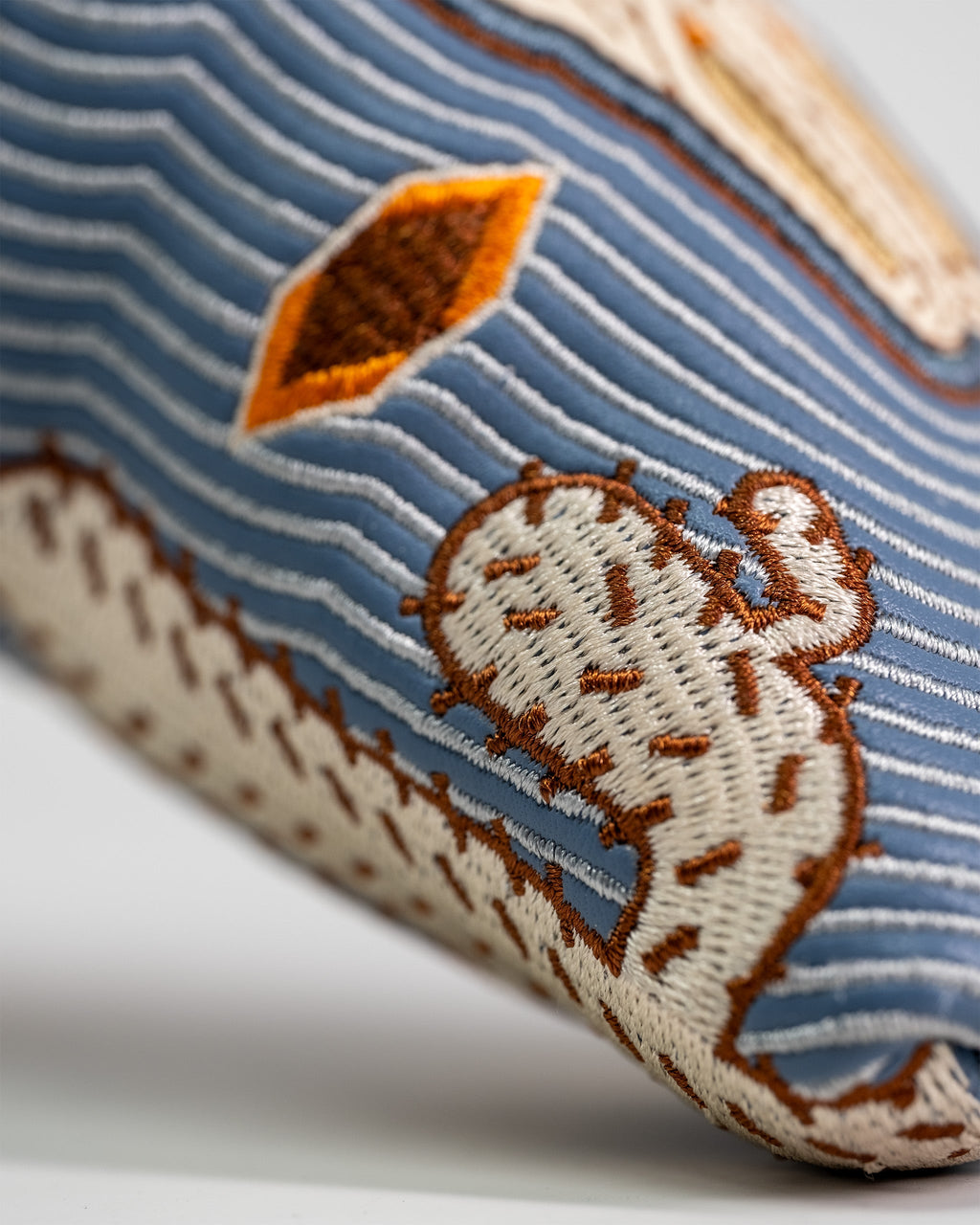 Pins and Aces Western Aesthetic - Blade Putter Cover — main product shot