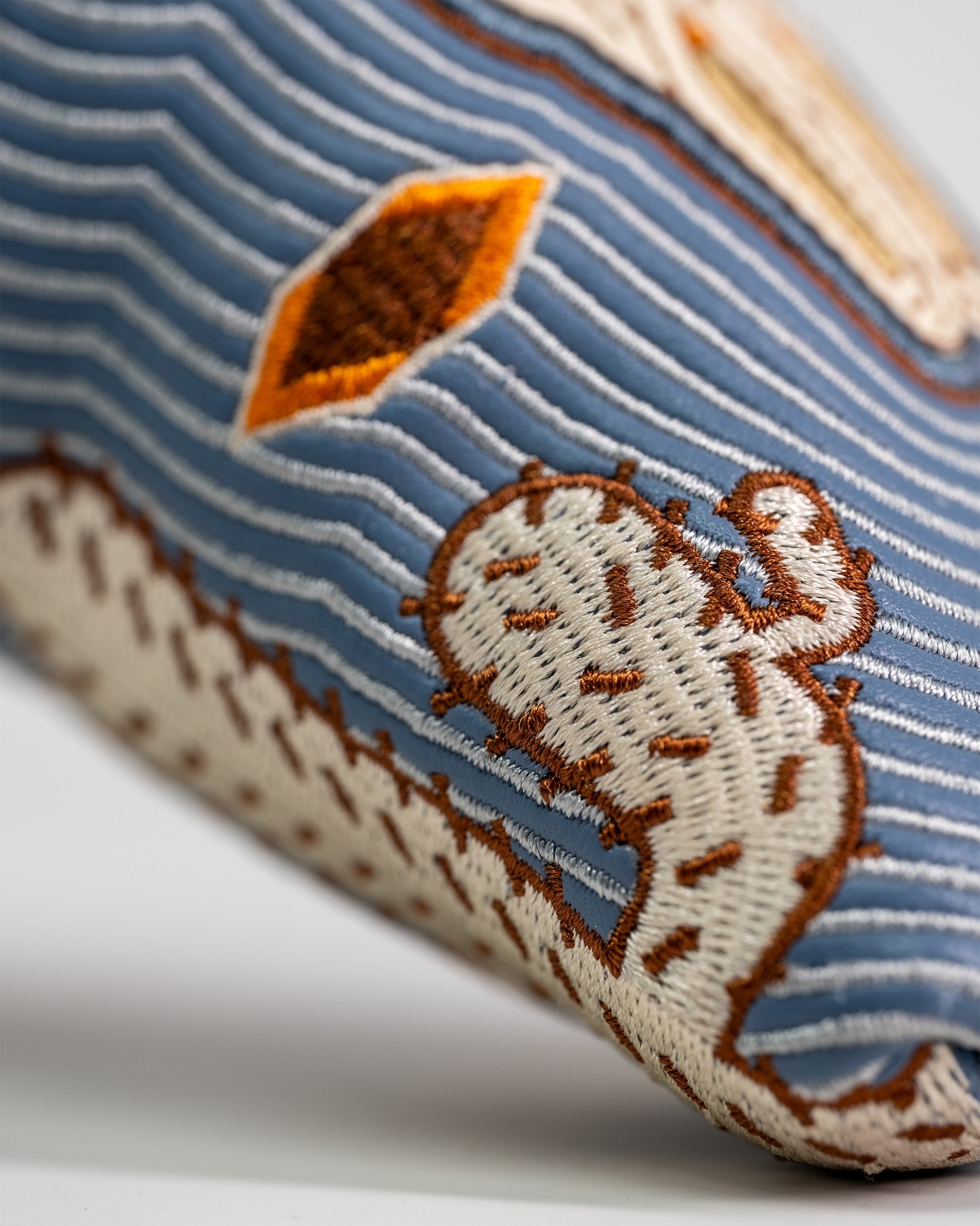 Pins and Aces Western Aesthetic - Blade Putter Cover — main product shot