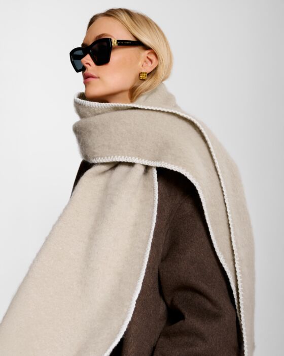 KADOU BOUTIQUE Whipstitch Scarf — side view