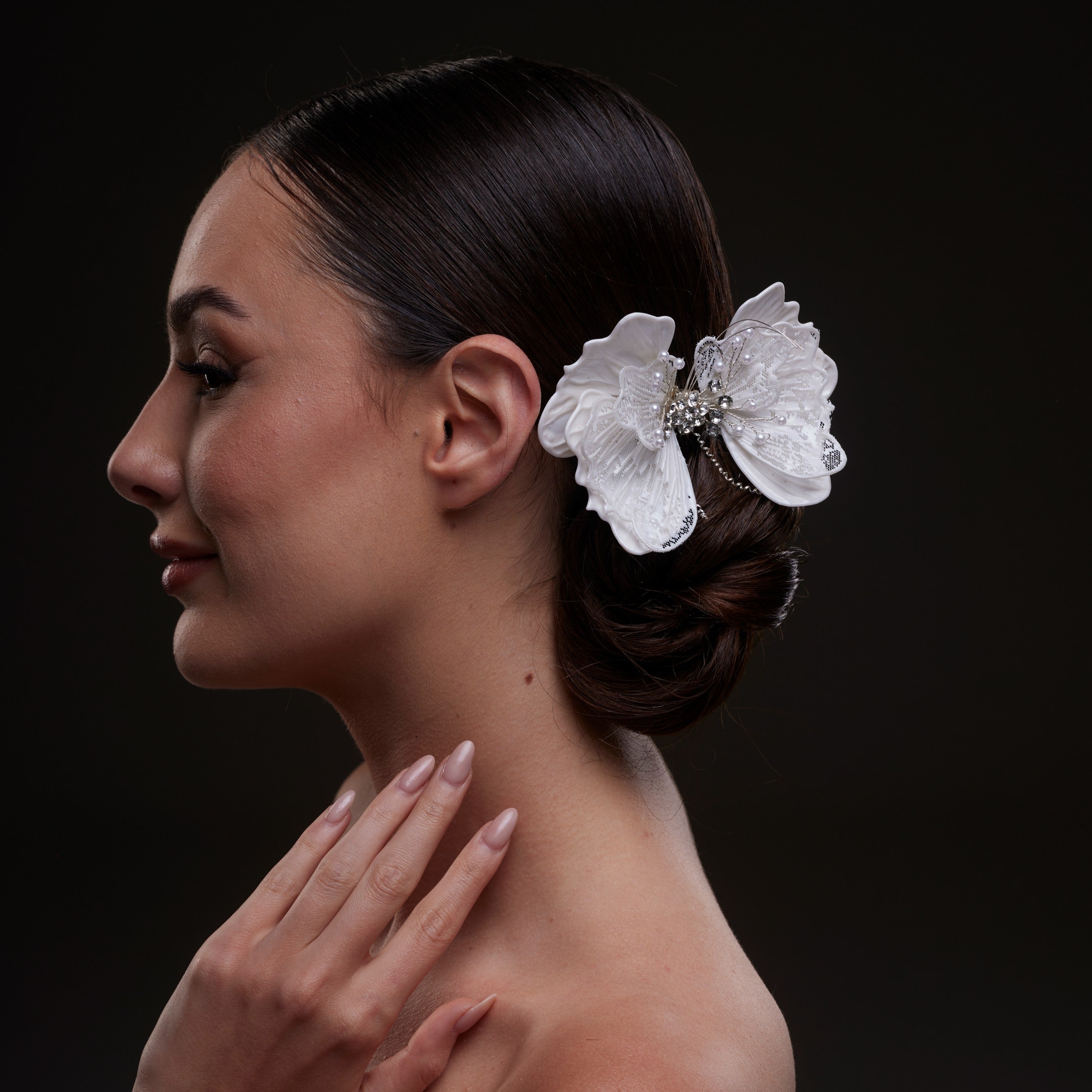 White Butterfly Flower Hair Comb – Bridal Port, view 5