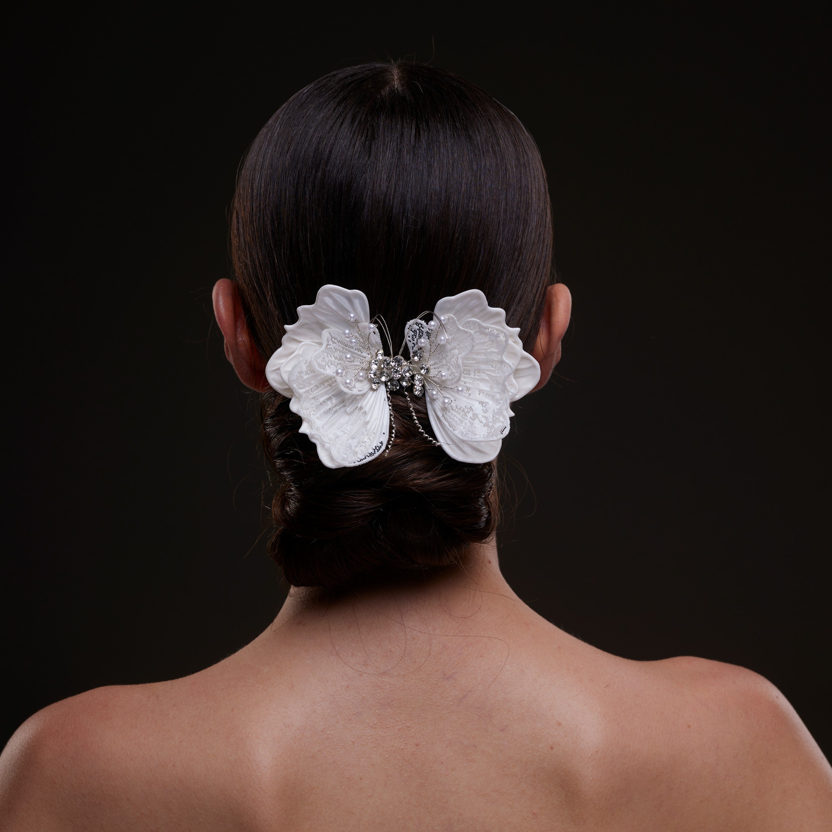 White Butterfly Flower Hair Comb – Bridal Port, view 4