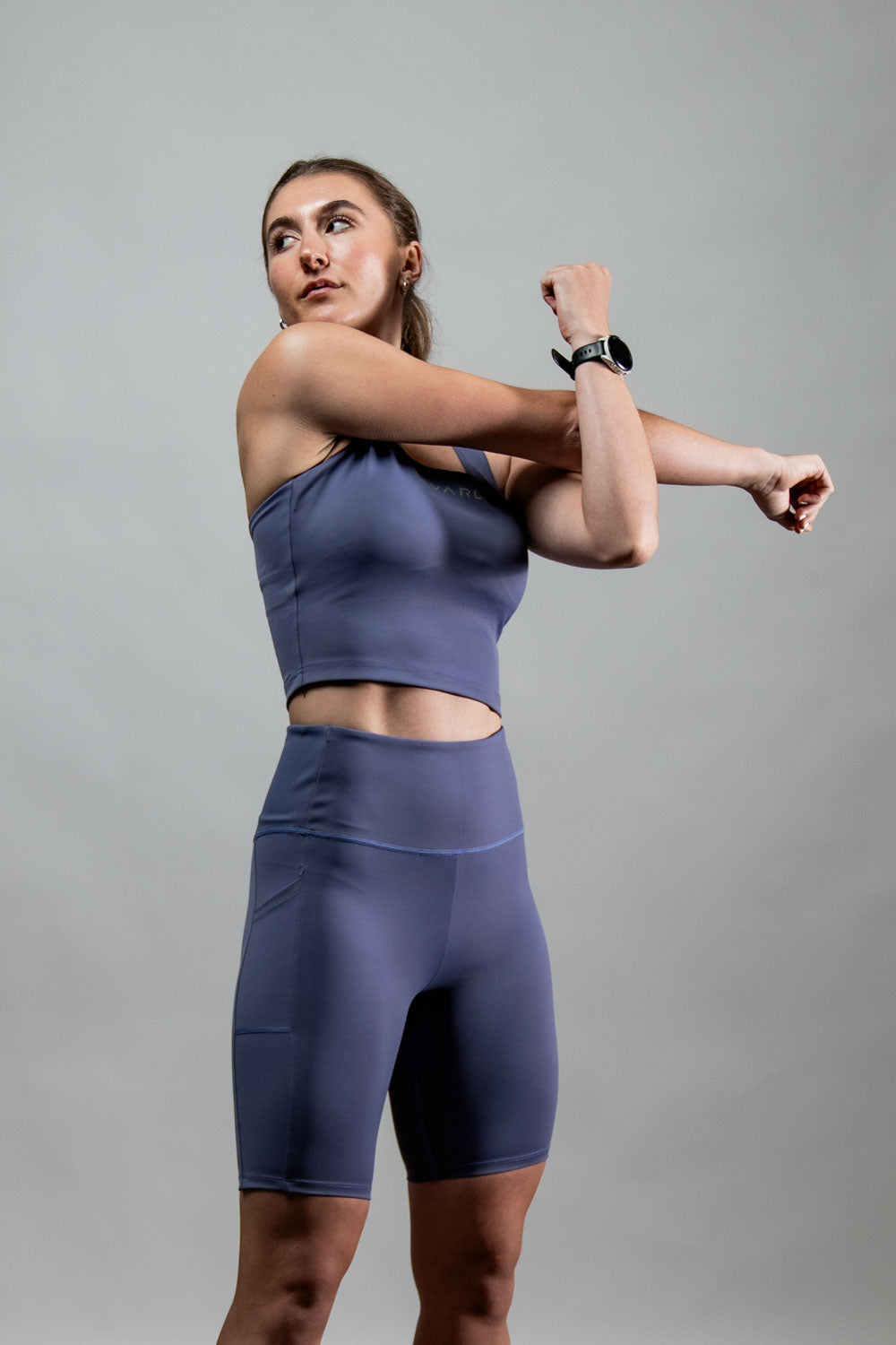 Varlo Women's SOHO Cross Back Crop Tank (Lilac Mist) — detail shot 8