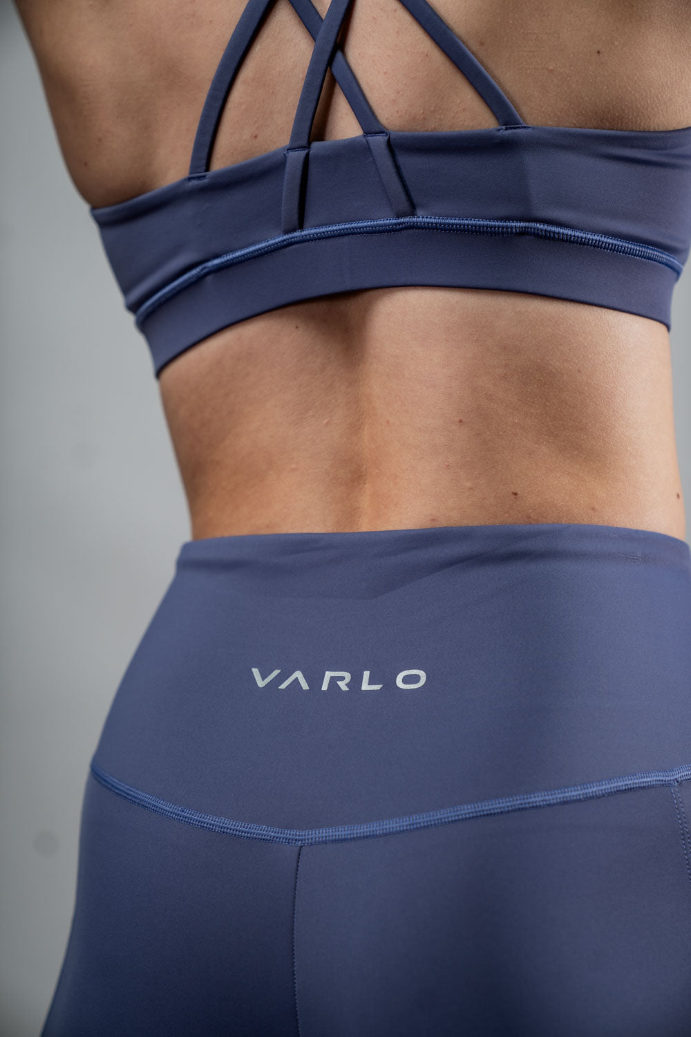 Varlo Women's SOHO Fitness Shorts 8" (Lilac Mist) — detail shot 6