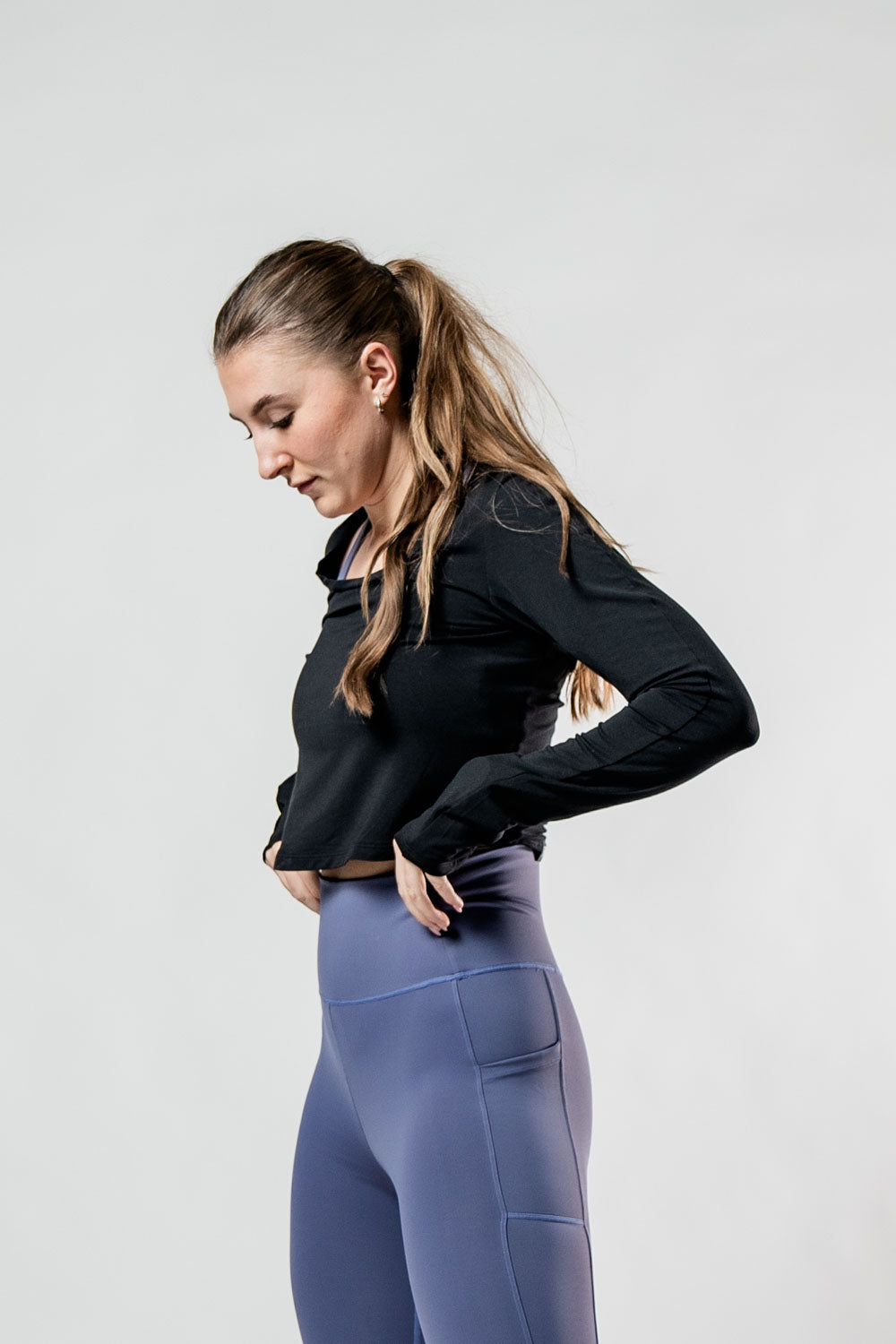 Varlo Women's Terra Recovery Arc Long Sleeve Crop (Black) — back view