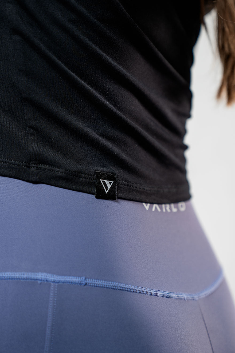 Varlo Women's Terra Recovery Arc Long Sleeve Crop (Black) — detail shot 10