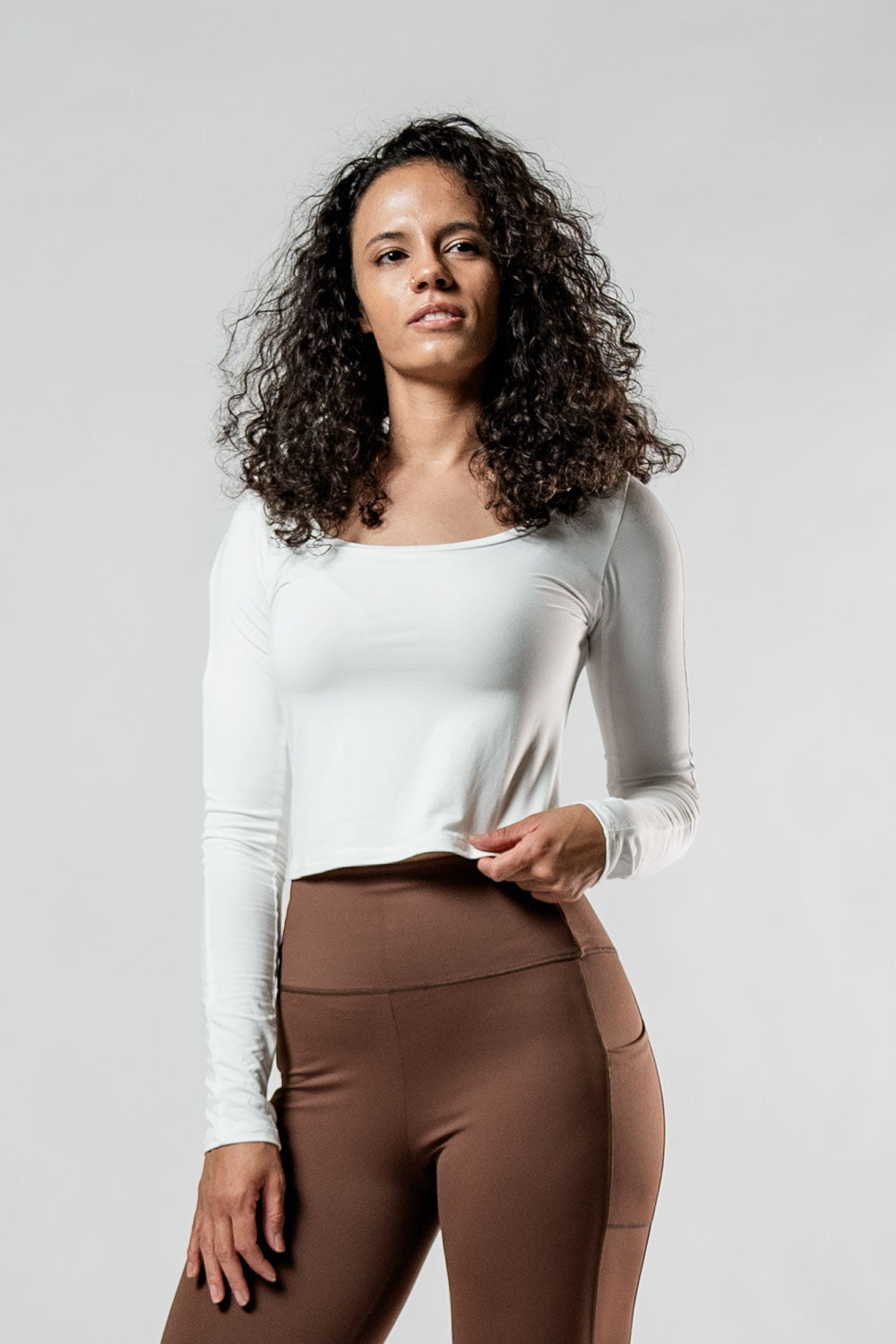 Varlo Women's Terra Recovery Arc Long Sleeve Crop (White) — detail shot 6