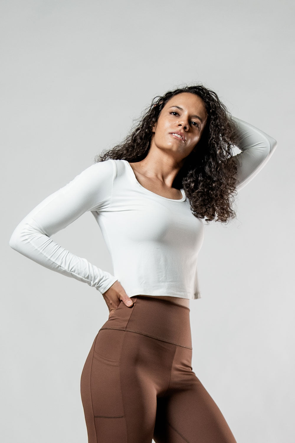 Varlo Women's Terra Recovery Arc Long Sleeve Crop (White) — detail shot 9