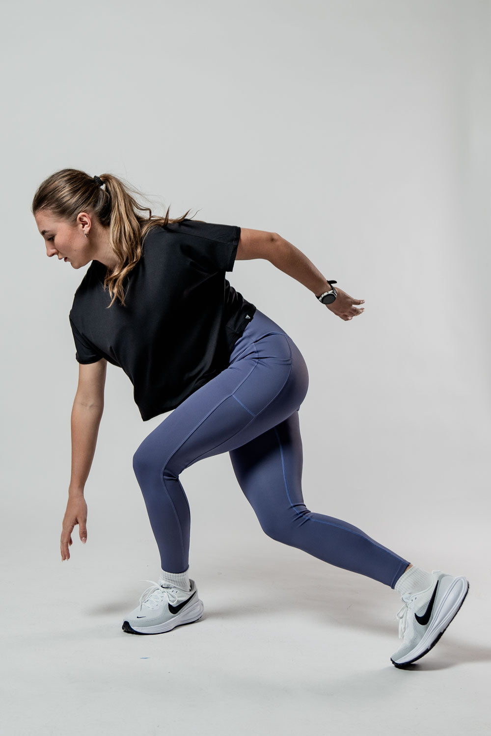 Varlo Women's Terra Recovery Drift Crop (Black) — feature highlight