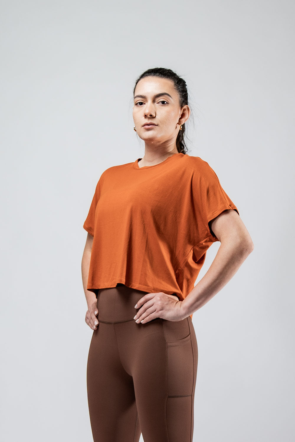 Varlo Varlo Women's Terra Recovery Drift Crop (Sunfire Clay) — detail close-up